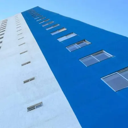 En